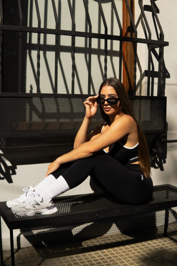 Top Bicolor Black - Image 5
