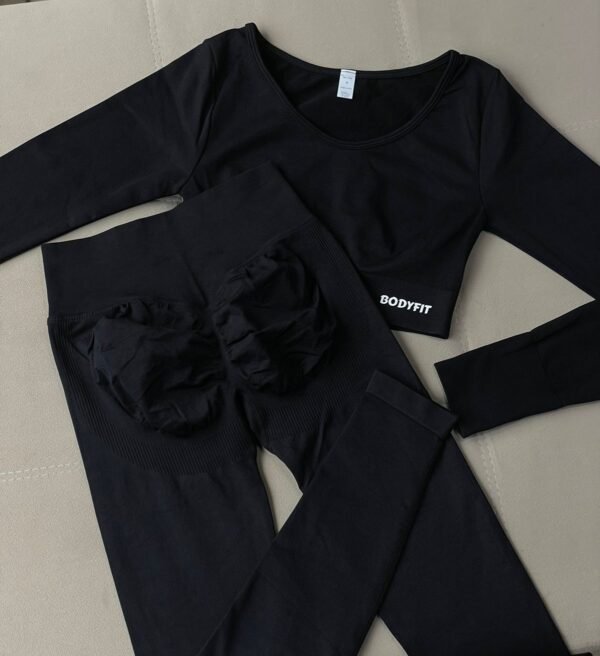 Crop Black - Image 4