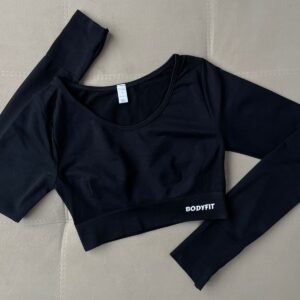 Crop Black