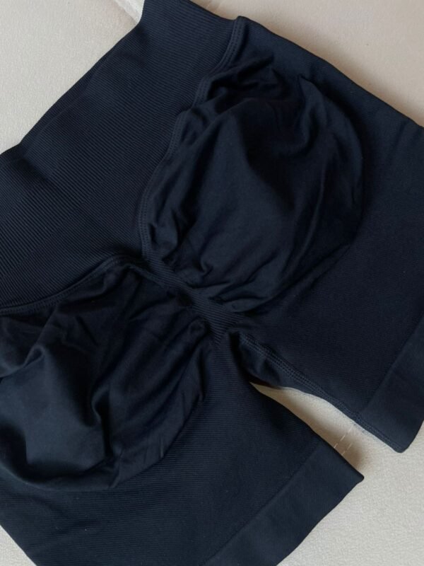 Short Afira - Image 8