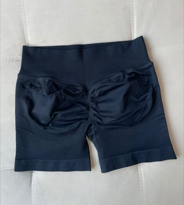 Short Afira - Image 7