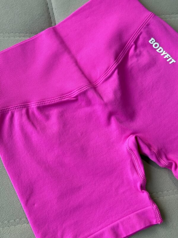 Short Pink - Image 3